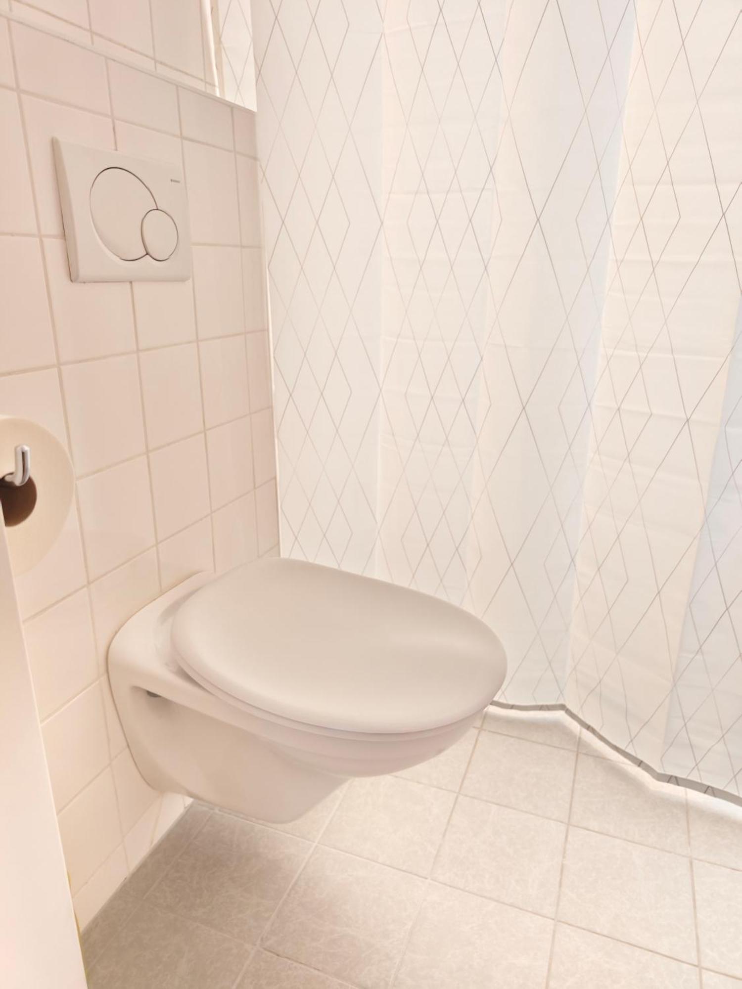 The Rose Apartment - Near Schoenbrunn Palace Виена Екстериор снимка