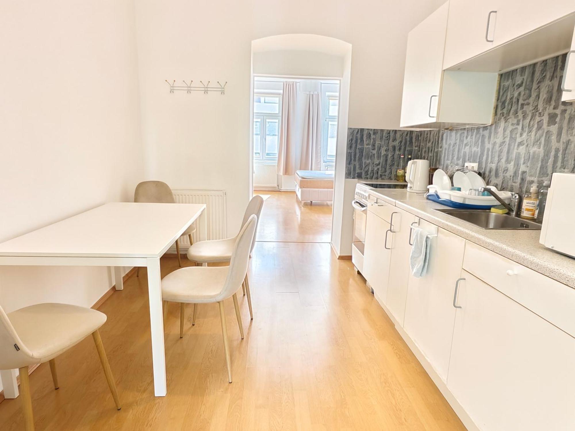 The Rose Apartment - Near Schoenbrunn Palace Виена Екстериор снимка